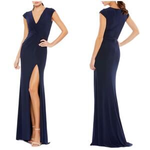 Mac Duggal NWT 26504 V-neck Ruched Jersey Gown Size 10 Navy Blue Cap Sleeve
